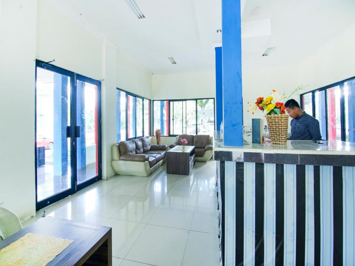 Oyo 3475 Villa Ex Mtq Pagaralam Exterior foto